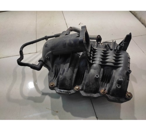 Впускной коллектор