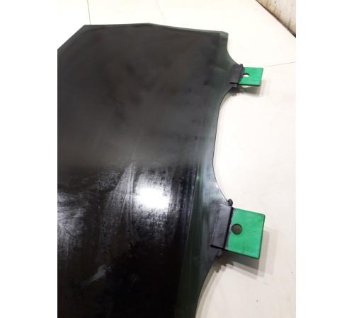 Стекло двери (заднее правое)