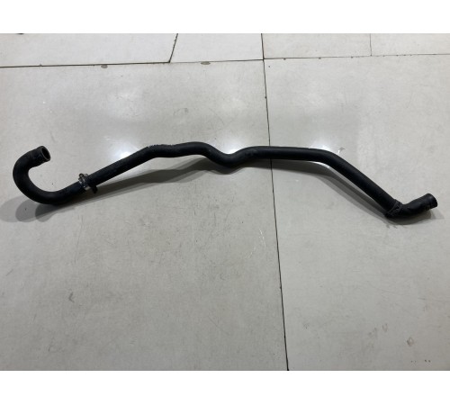 Патрубок системы охлаждения