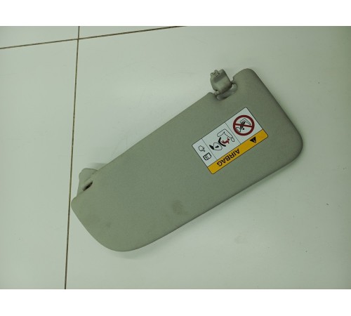 Козырек солнцезащитный правый