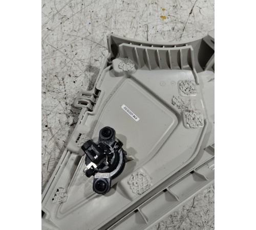 Обшивка стойки лобового стекла правая