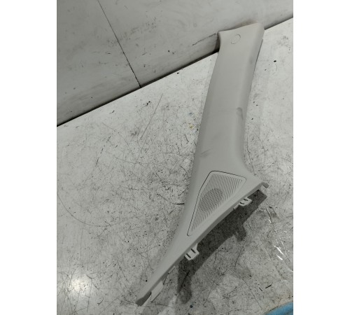 Обшивка стойки лобового стекла правая