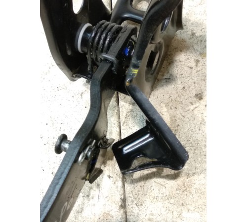 Педаль тормоза