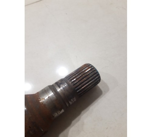 Привод(полуось) передний правый