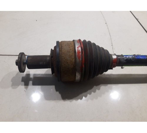 Привод(полуось) передний правый