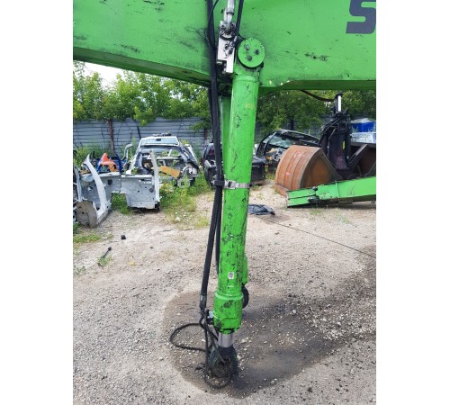 Гидравлический цилиндр подъемной стрелы левый