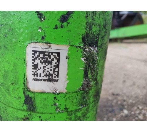 Гидравлический цилиндр подъемной стрелы левый