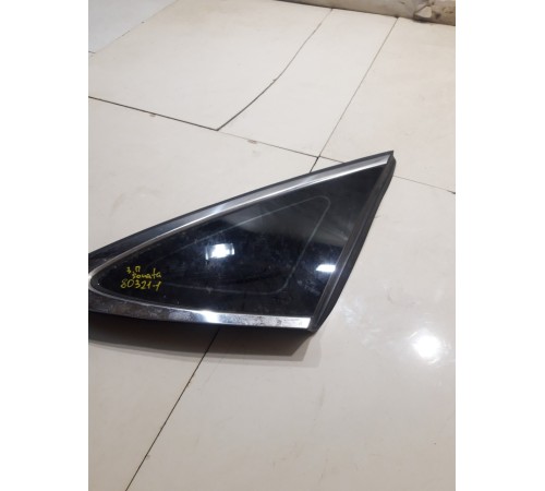 Глухое стекло(заднее правое)