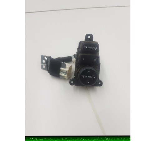 Блок кнопок управления зеркалами передний левый