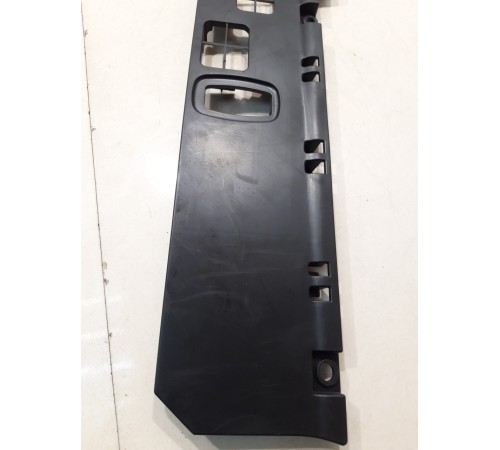 накладка под торпедо(правая)