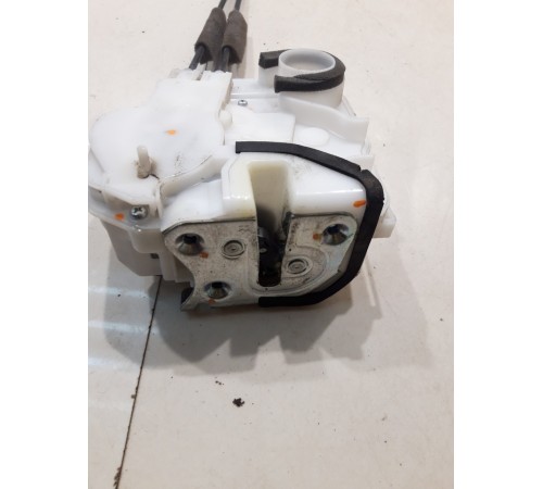 Замок двери (задний, правый)