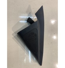 Уголок двери (с динамиком) (передний, правый)