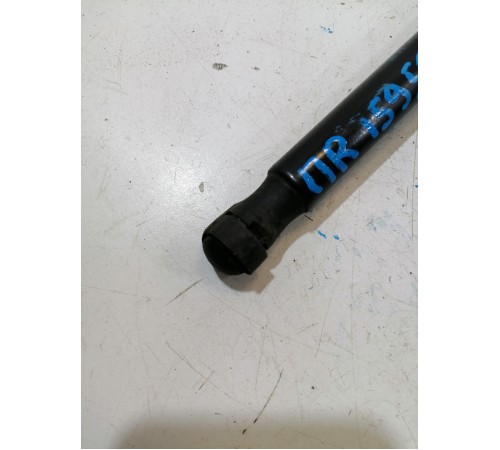 	Амортизатор капота