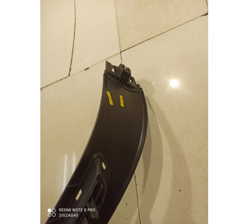 Накладка стойки центральной (нижняя левая)