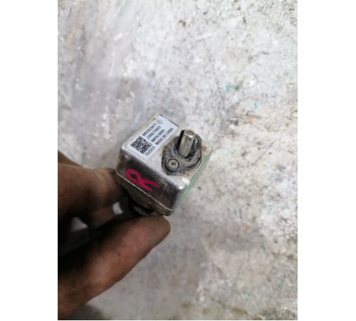 Камера в крыло правое