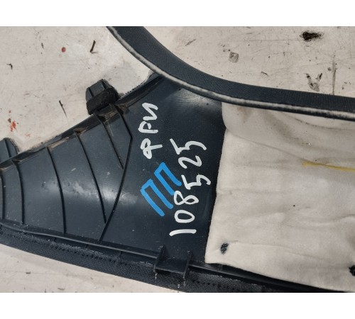 Обшивка стойки лобового стекла