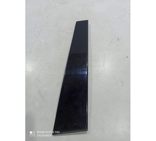 Накладка двери (задняя левая)