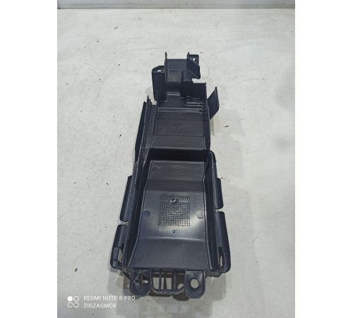 Кронштейн подлокотника