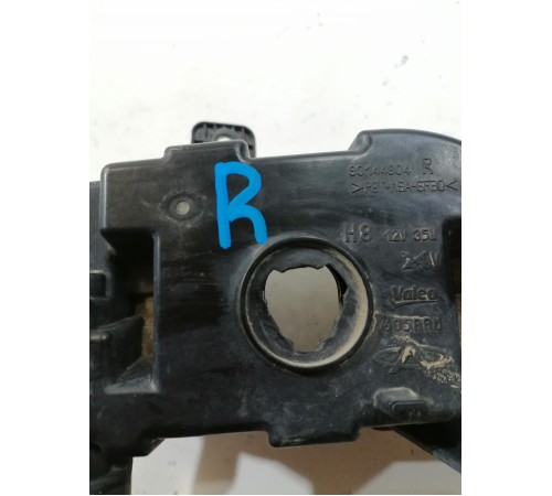 Фара противотуманная правая ПТФ