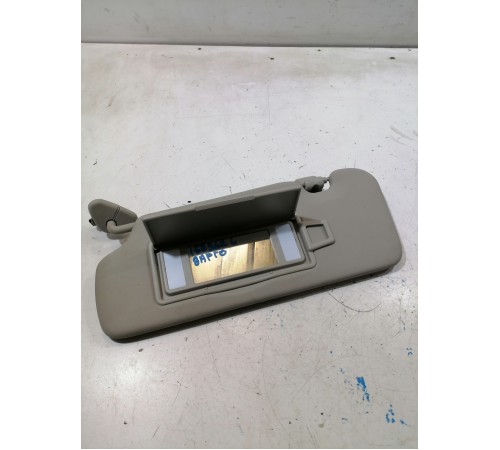 Козырек солнцезащитный левый