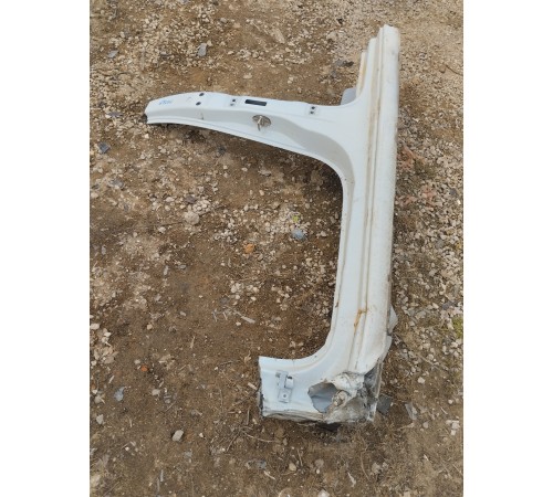 Порог со стойкой левый