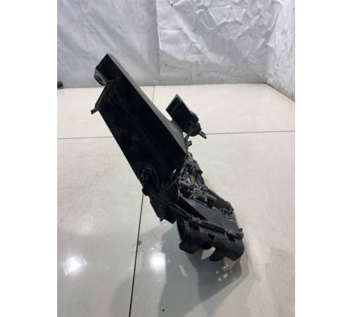 Ручка двери (передняя, правая, наружняя)