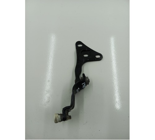 Ролик сдвижной двери верхний правый