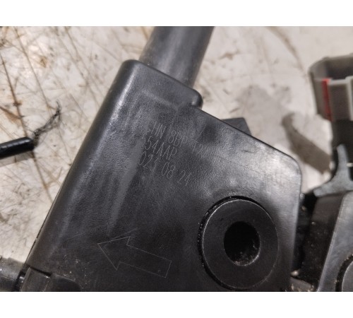 Замок капота