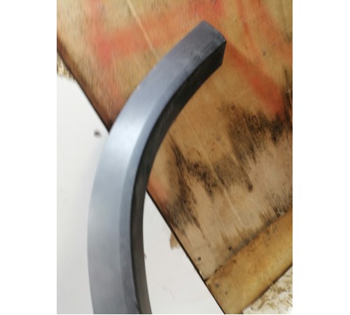 Накладка двери задняя левая нижняя