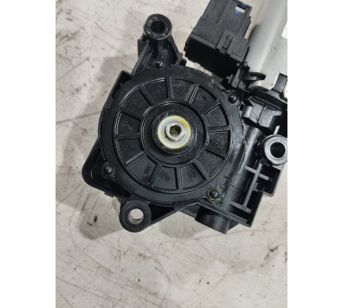 Моторчик люка