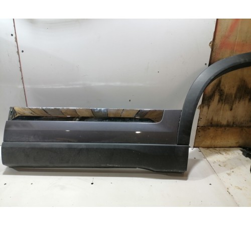 Накладка двери задняя левая нижняя