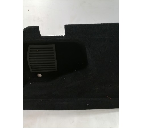 Обшивка багажника левая