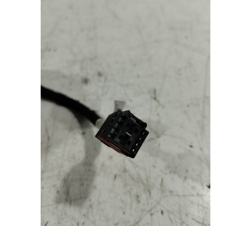 Амортизатор крышки багажника левый