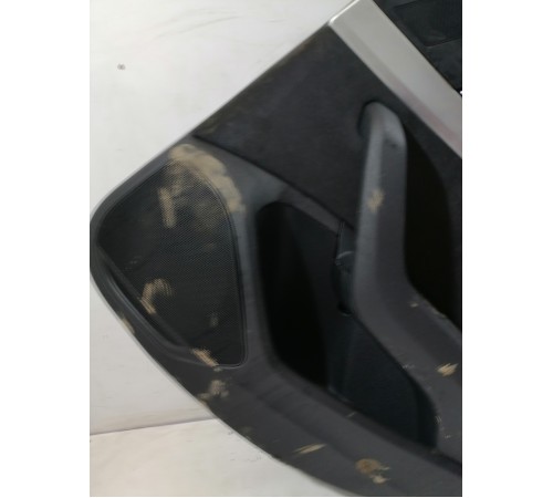 Обшивка двери задняя правая