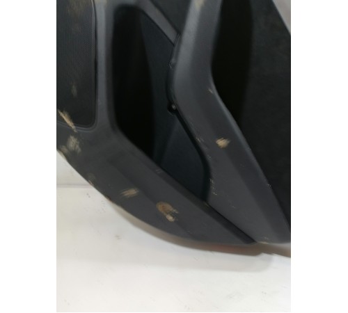 Обшивка двери задняя правая