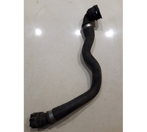 Патрубок системы охлаждения(радиатора)