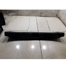 Обшивка задней панели замка багажника