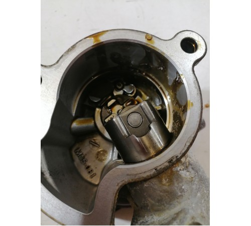 Насос вакуумный