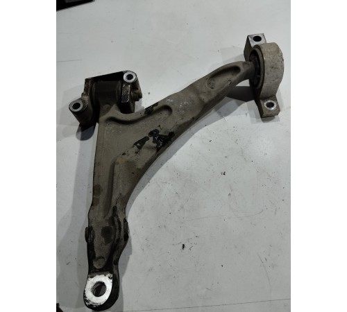 Рычаг подвески(передний левый)