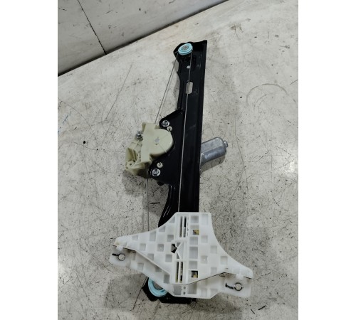 Стеклоподъемник двери задний правый