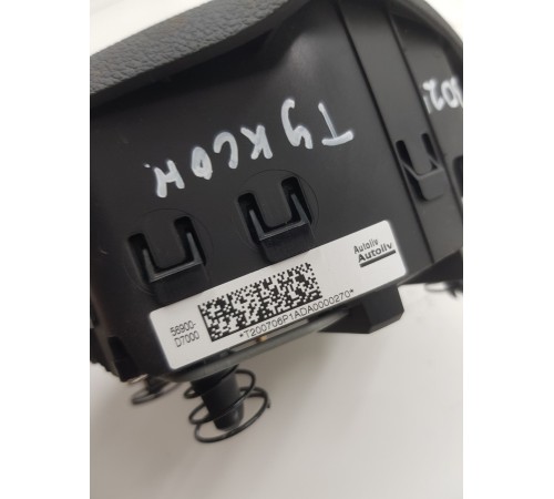 Подушка безопасности водителя