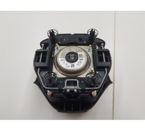 Подушка безопасности водителя