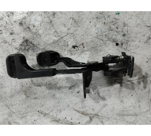 Рычаг открывания лючка бензобака и крышки багажника