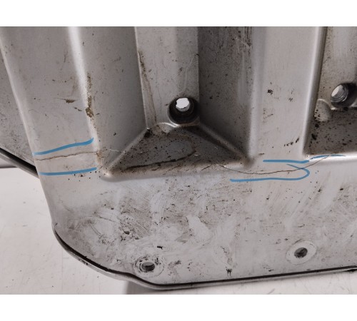 Накладка крыла боковая левая