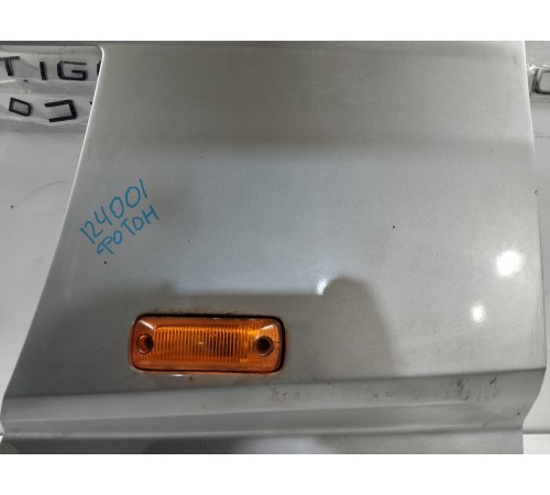 Накладка крыла боковая левая