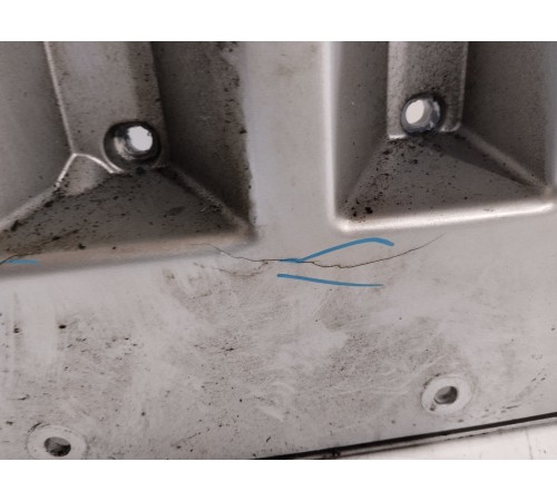 Накладка крыла боковая левая