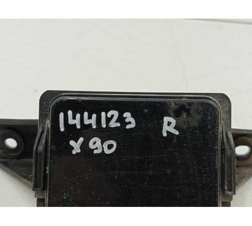 Блок слепых зон (радар) правый