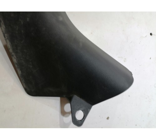 Накладка передней стойки двери левая внутренняя