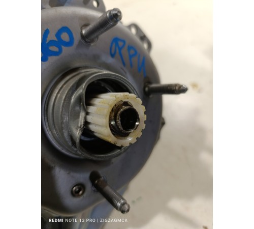 Вакуумный усилитель тормозов