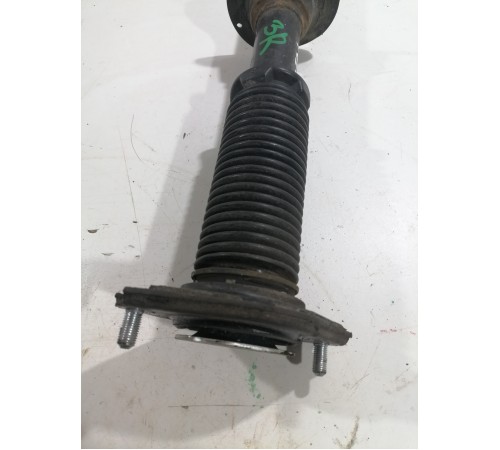 Амортизатор задний правый